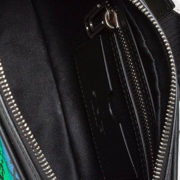 Off-White Belt Bag - Picture 12 of 14